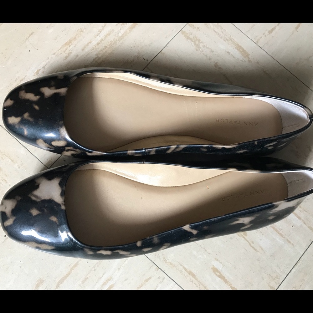 Ann Taylor flats